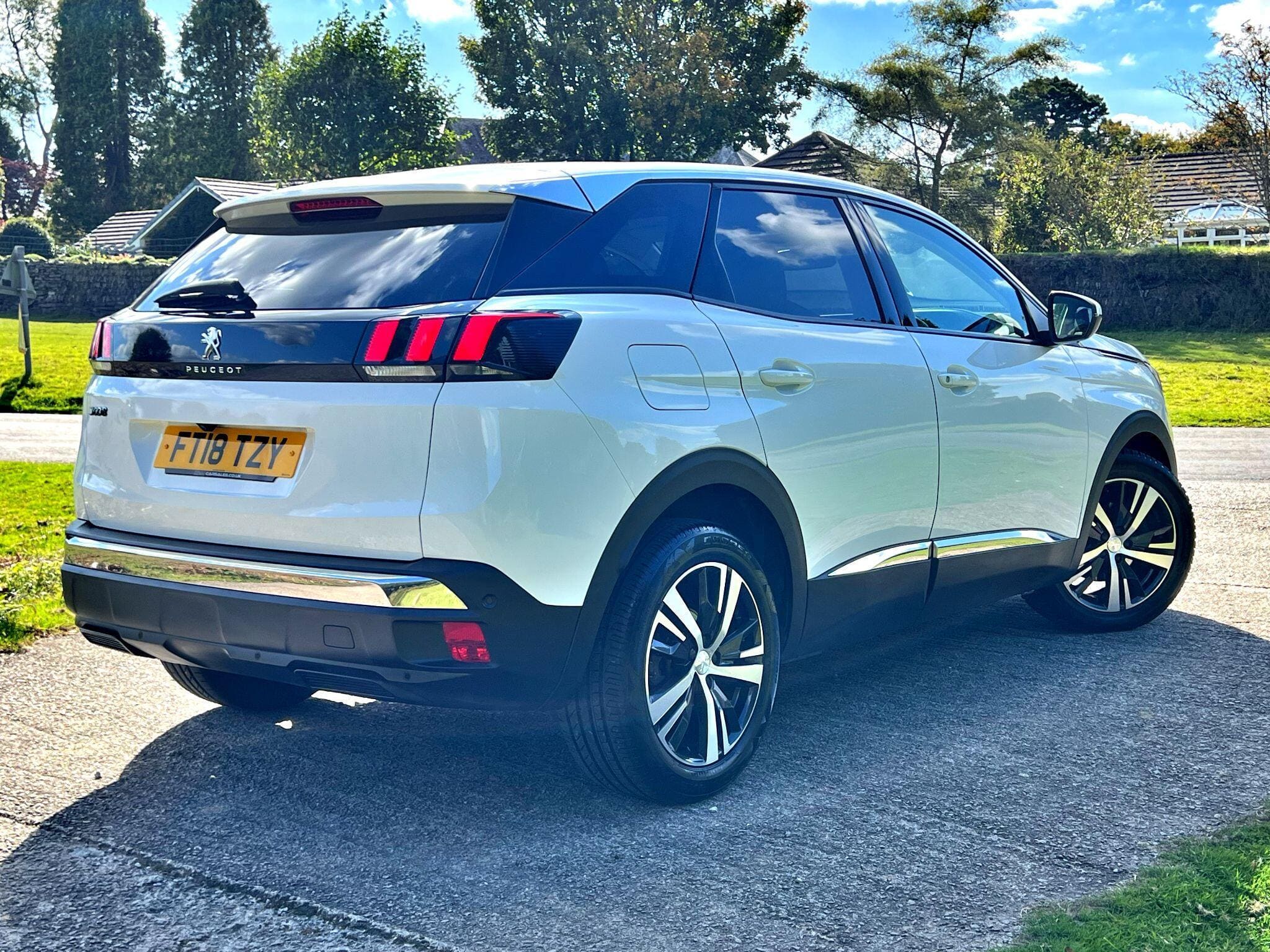 2018 Peugeot 3008 1.6 BlueHDi Allure EAT Euro 6 — photo 2