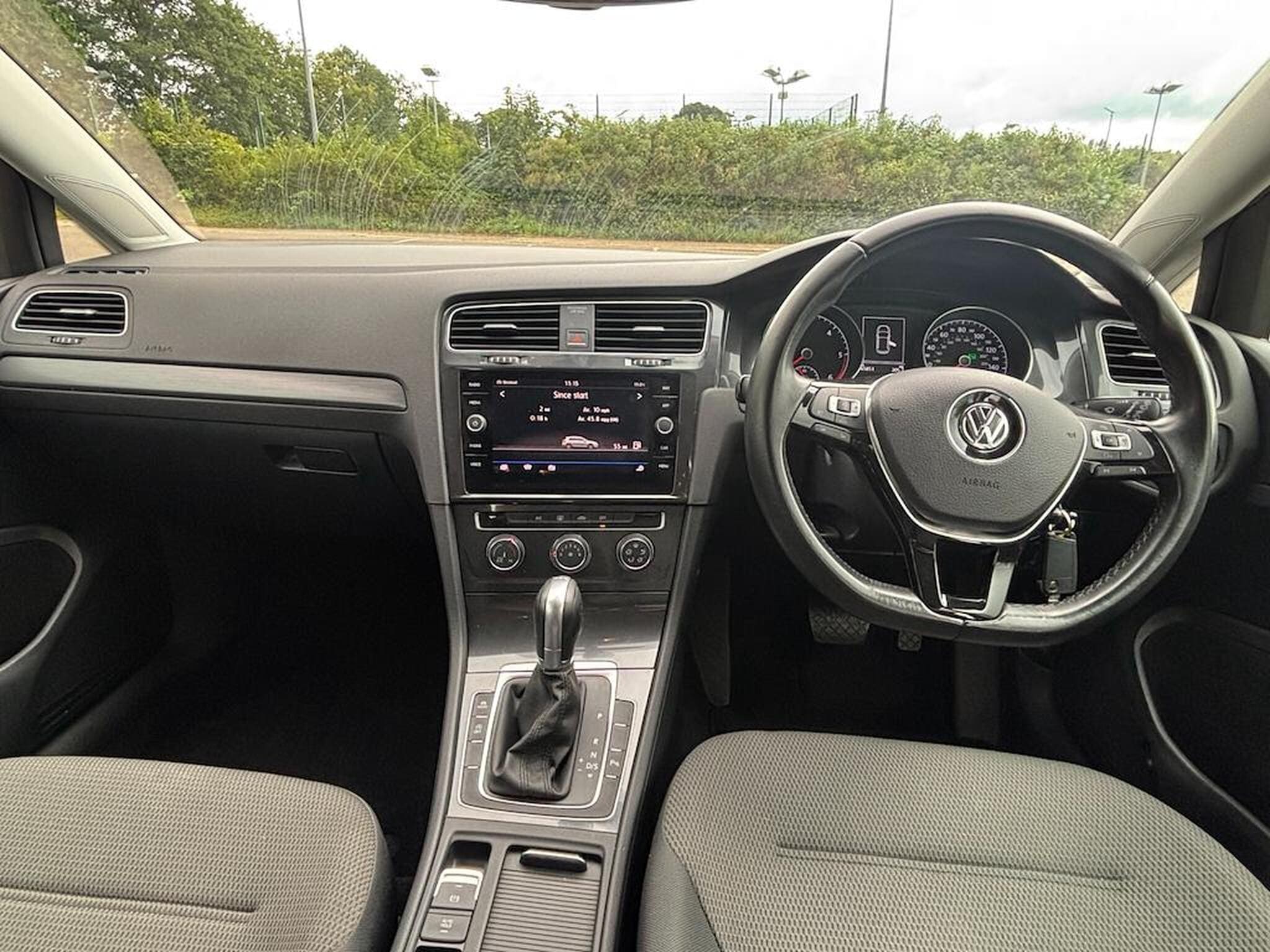 2017 Volkswagen Golf 1.6 TDI SE Nav DSG Euro 6 — photo 3