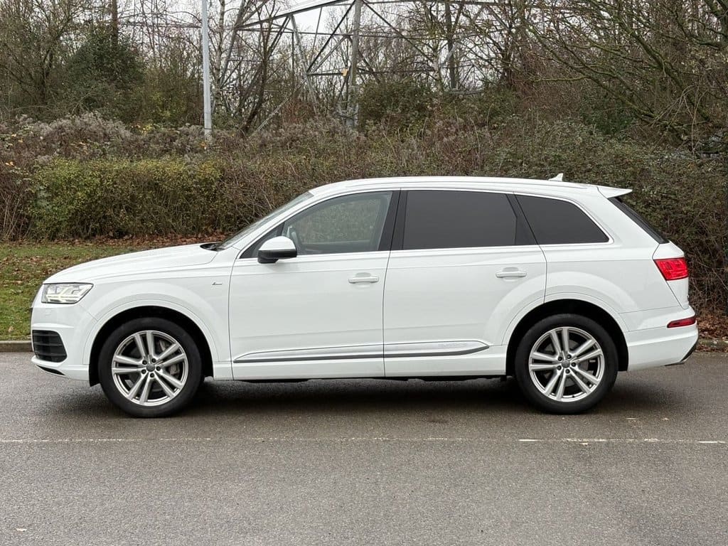 2016 AUDI Q7 3.0 TDI V6 S line — photo 2