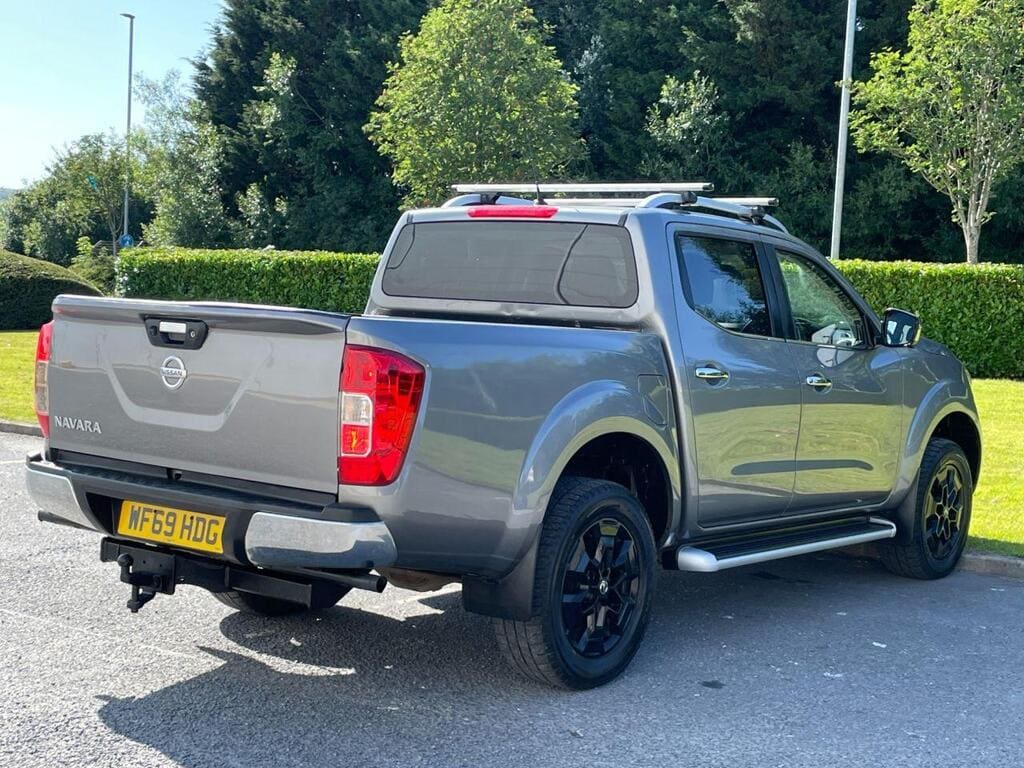 2019 Nissan Navara 2.3 dCi Tekna Double Cab Auto 4WD — photo 2
