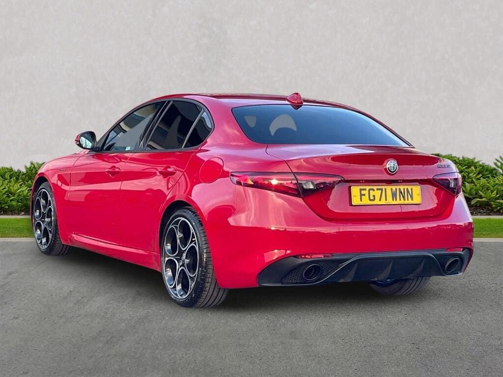 2022 Alfa Romeo Giulia 2.0T Veloce — photo 2