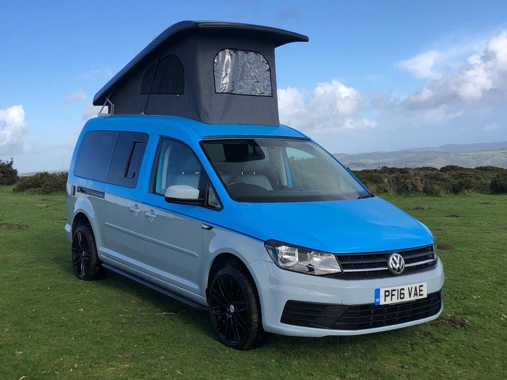 **2016 Volkswagen Caddy Maxi 2.0 TDI BlueMotion Campervan**