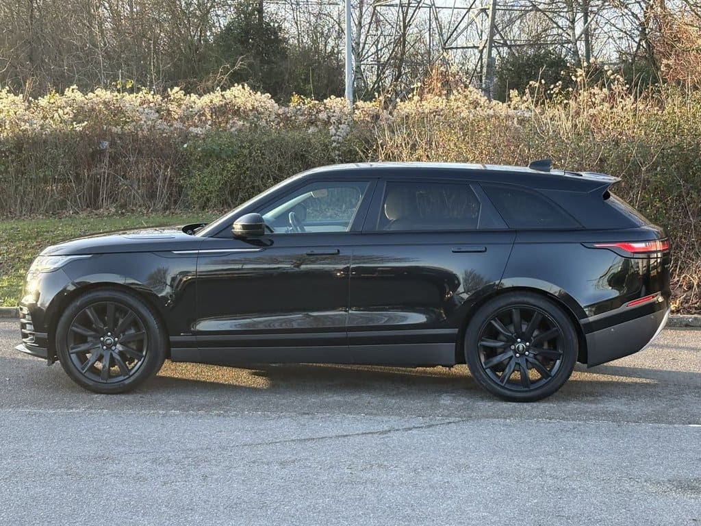 2018 LAND ROVER RANGE ROVER VELAR 3.0 SD6 V6 R-Dynamic — photo 2