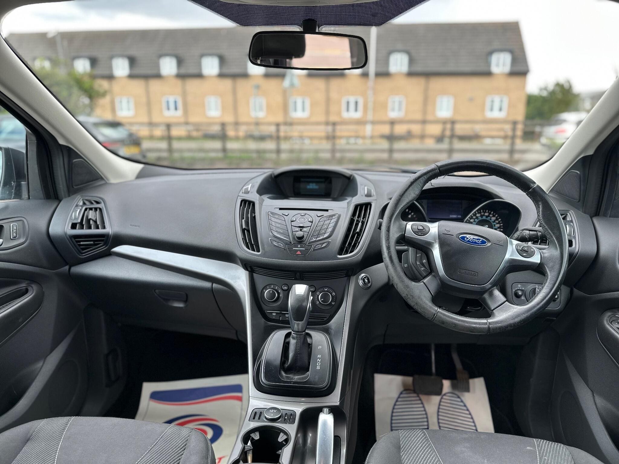 2014 Ford Kuga 2.0 TDCi Zetec Powershift — photo 3