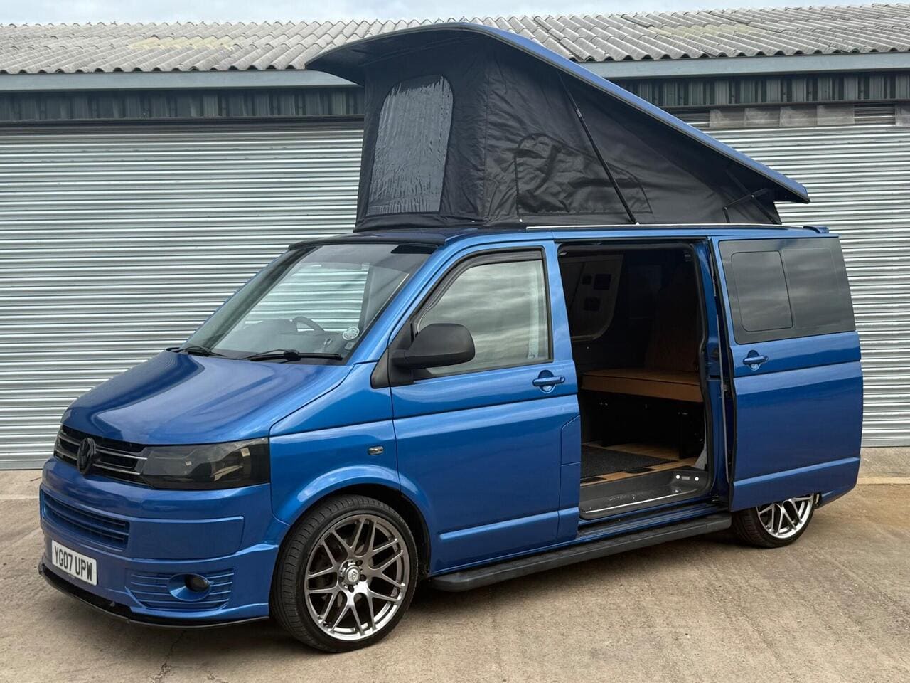 **2007 Volkswagen Transporter 2.5 TDI T30 Automatic 4 Berth Campervan** — photo 3