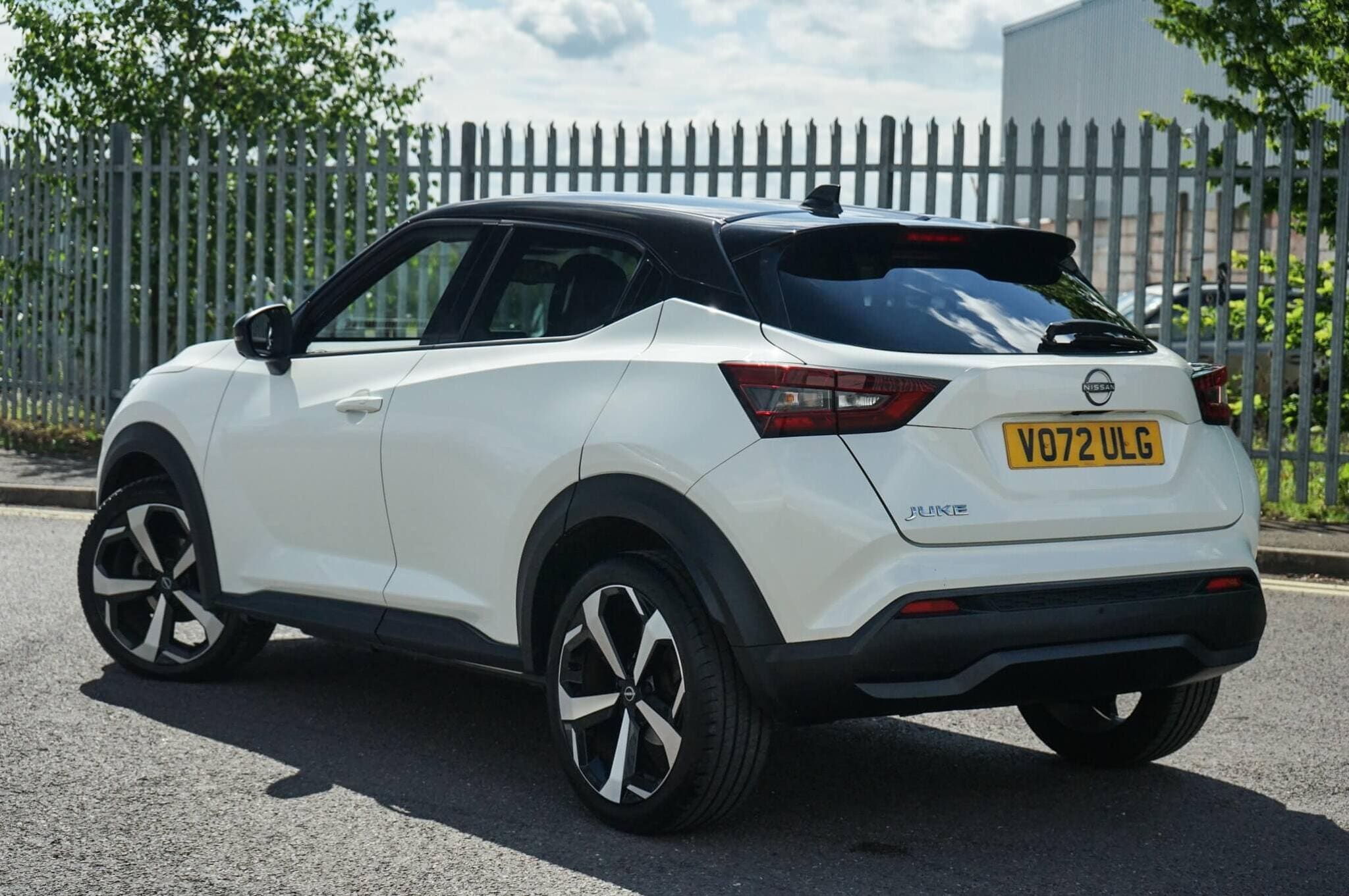 2022 Nissan Juke 1.0 DIG-T Tekna DCT — photo 3