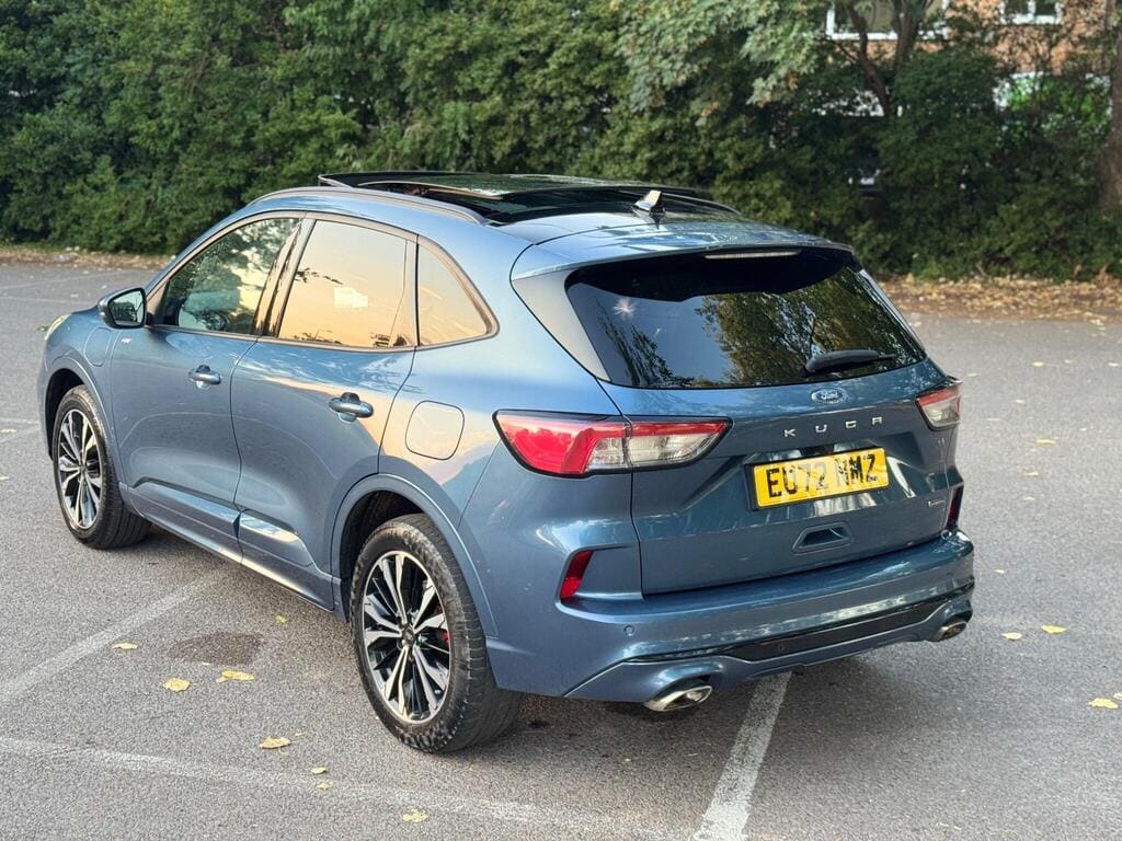 2022 Ford Kuga 2.5 Duratec 14.4kWh ST-Line X Edition CVT Euro 6 — photo 3