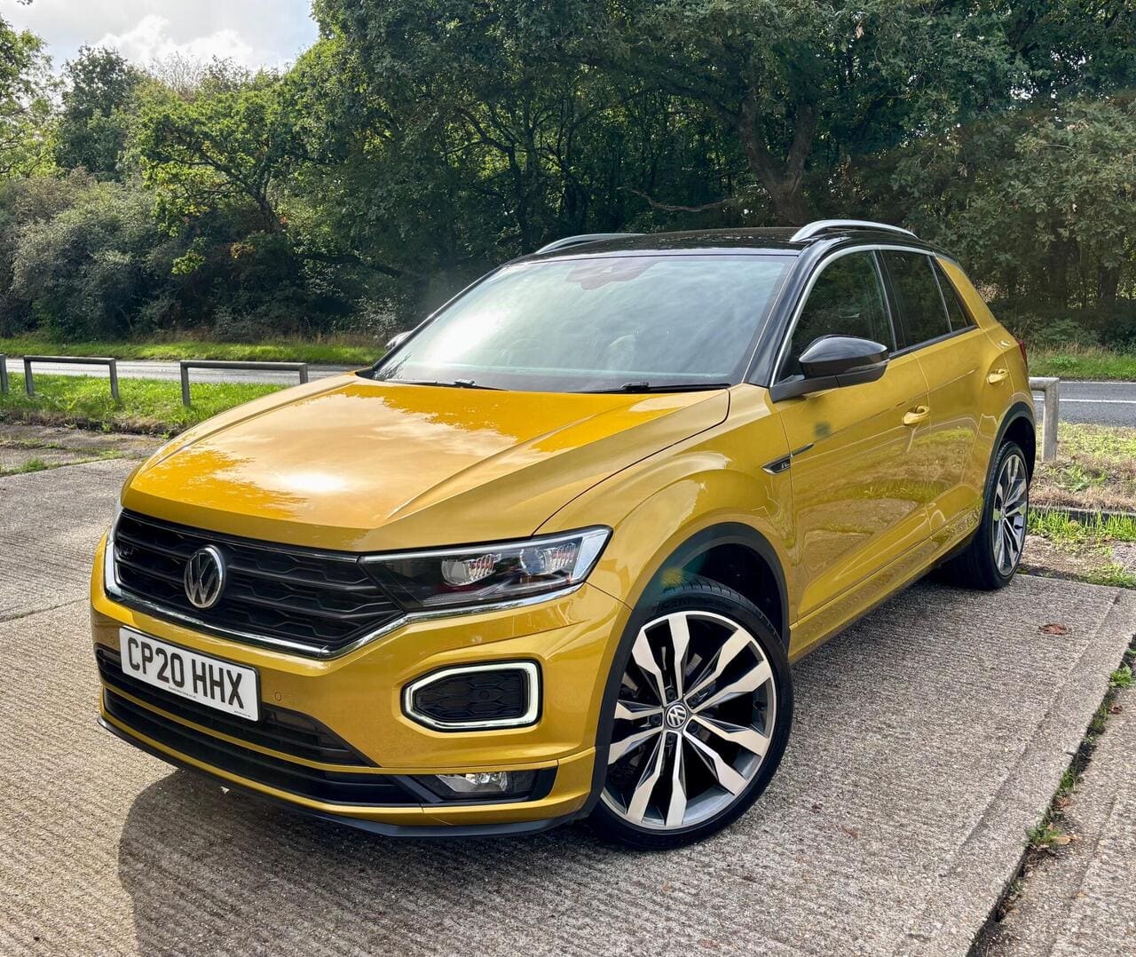 **2020 Volkswagen T-Roc 1.5 TSI EVO R-Line DSG Automatic Euro 6** — photo 3