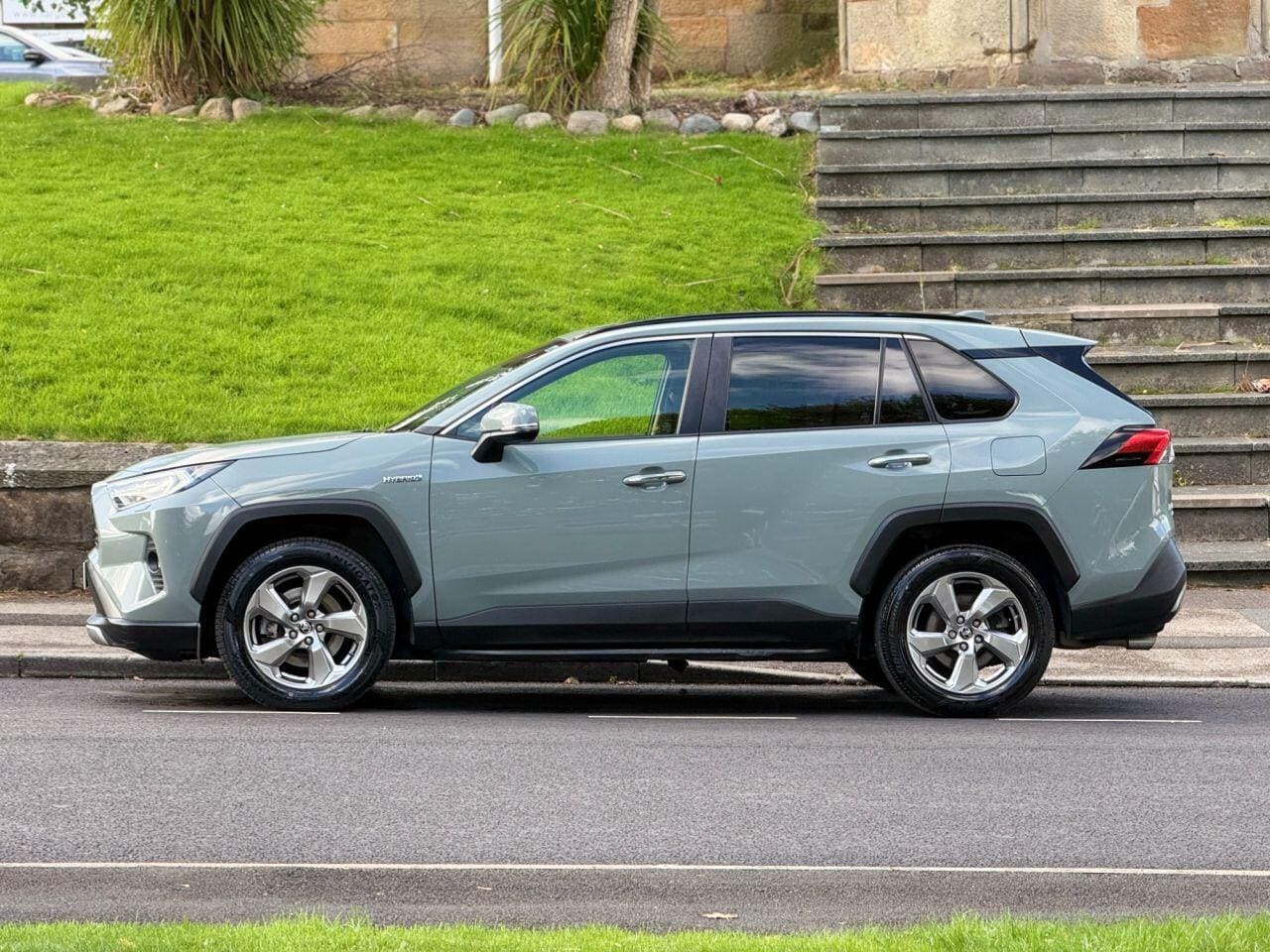 **2020 Toyota RAV4 2.5 VVT-h Excel Hybrid CVT Automatic 4WD Euro 6** — photo 3