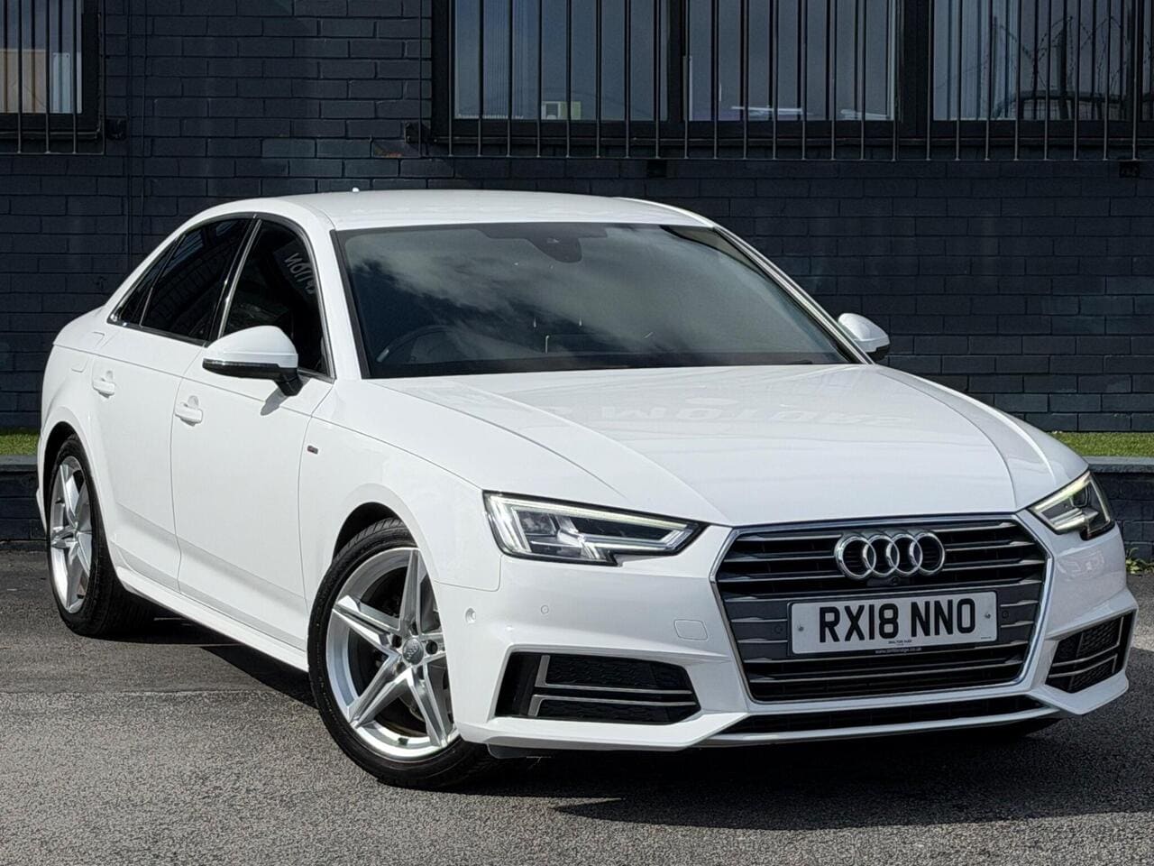 2018 Audi A4 2.0 TFSI S line S Tronic