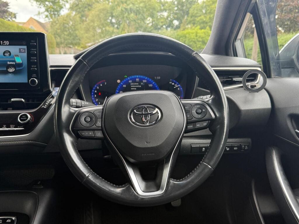 2019 Toyota Corolla 1.8 VVT-h Icon Tech Touring Sports CVT Euro 6 — photo 3