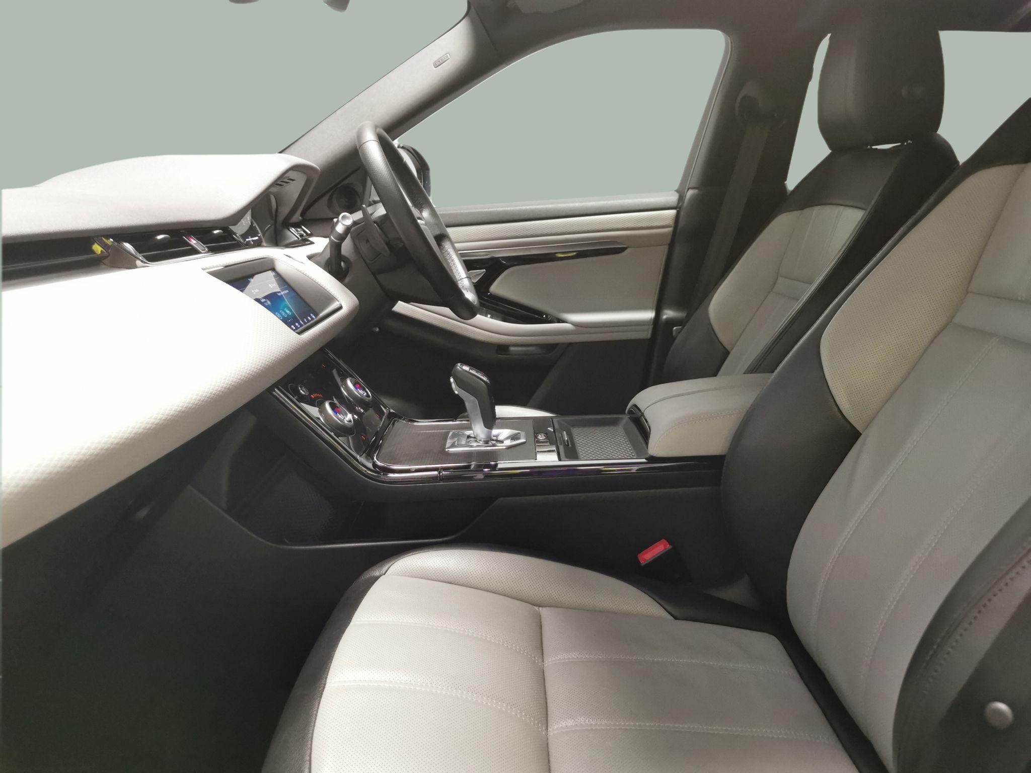 2020 Land Rover Range Rover Evoque 2.0 D150 R-Dynamic — photo 3