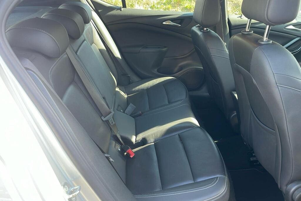 2019 Vauxhall Astra 1.4i Turbo Elite Nav Euro 6 — photo 3