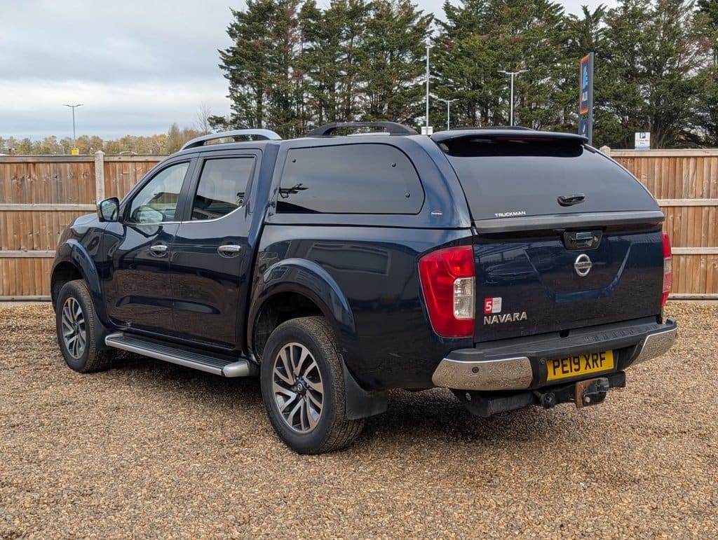 2019 NISSAN NAVARA 2.3 dCi Tekna Pickup Double Cab — photo 3