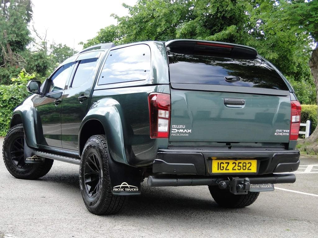 2017 Isuzu D-Max 2.5 TD AT35 Arctic Trucks 4x4 — photo 2