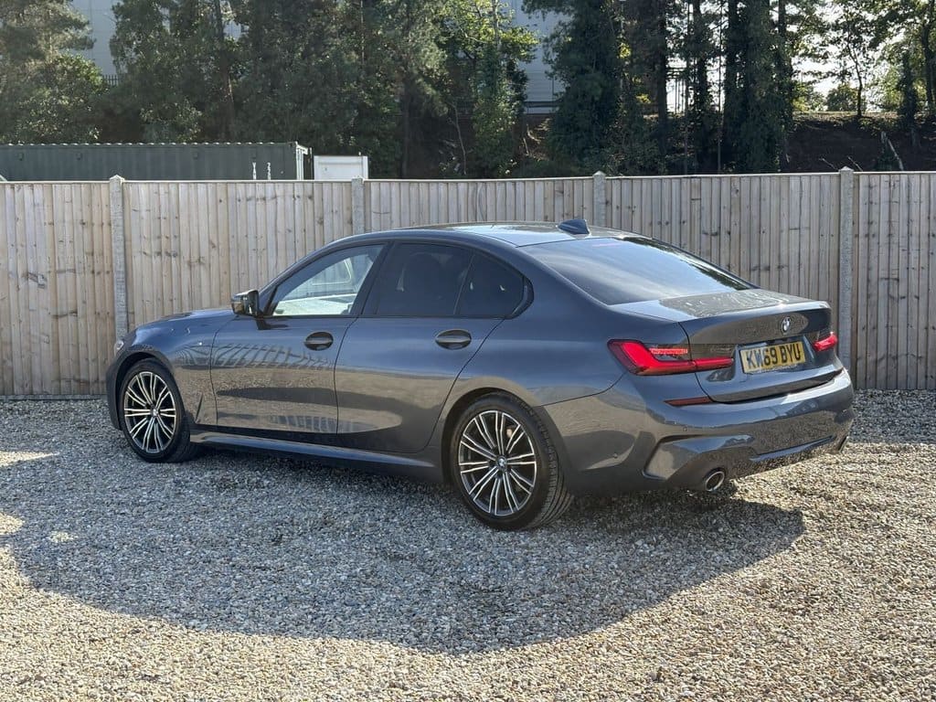 2019 BMW 3 SERIES 2.0 320i M Sport Saloon — photo 3
