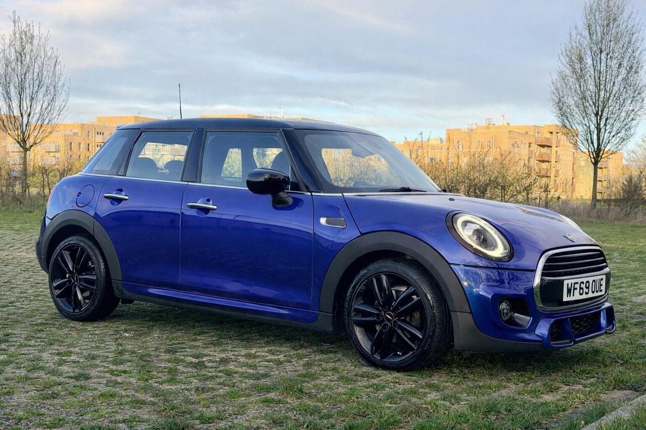 2019 MINI Hatch 1.5 Cooper Sport Steptronic — photo 2