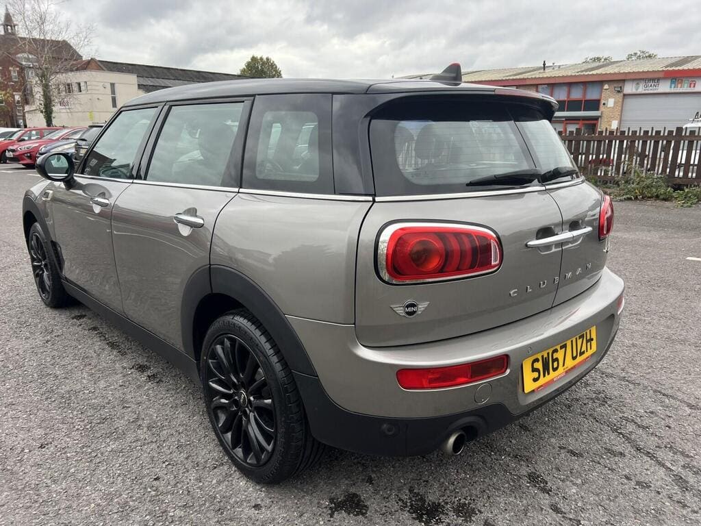 2017 MINI CLUBMAN 1.5 Cooper Auto Euro 6 — photo 2