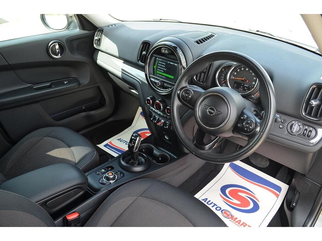 2019 MINI Countryman 1.5 Cooper Classic Steptronic — photo 3