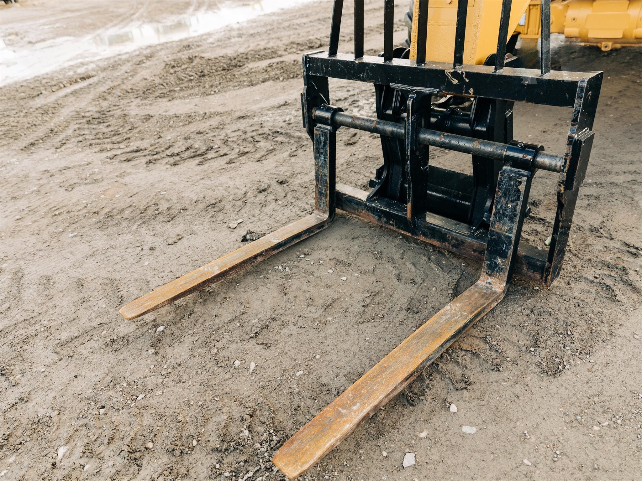 2006 CATERPILLAR TH460B for sale $31,300