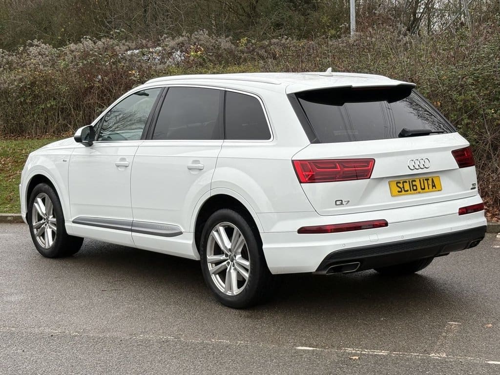 2016 AUDI Q7 3.0 TDI V6 S line — photo 3