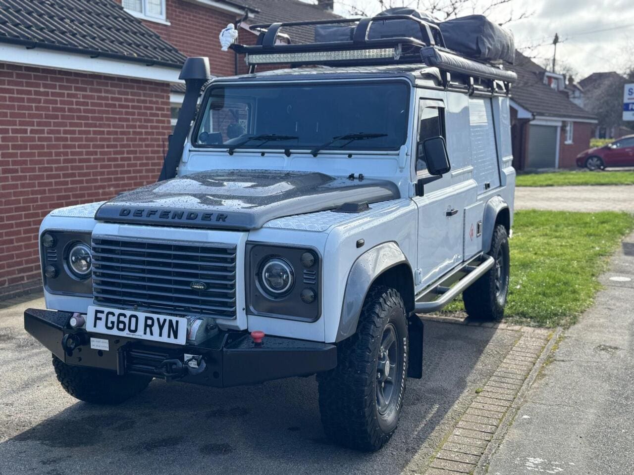 2011 Land Rover Defender 110 2.4