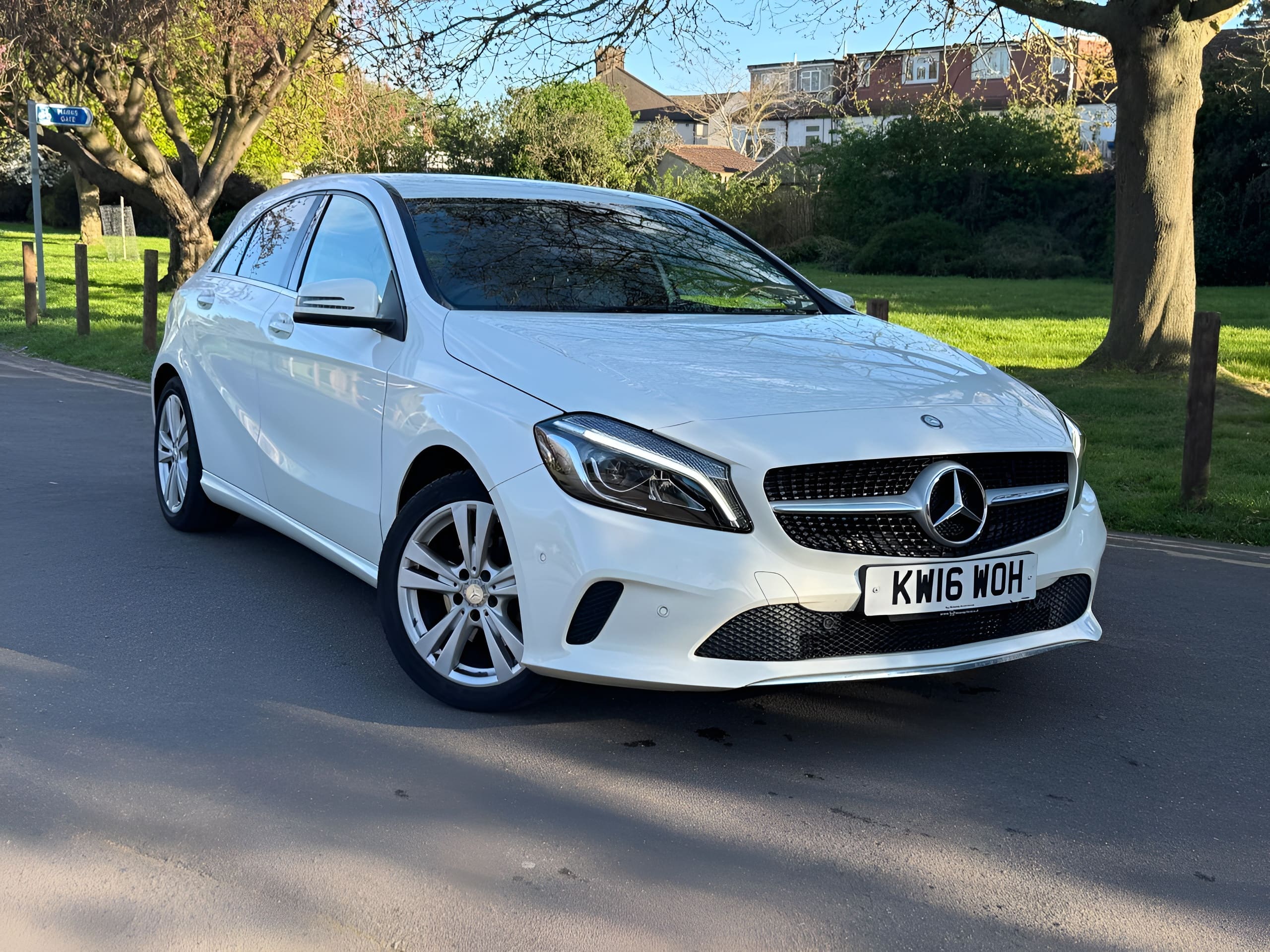 2016 Mercedes-Benz A200d Sport (Premium) 7G-DCT