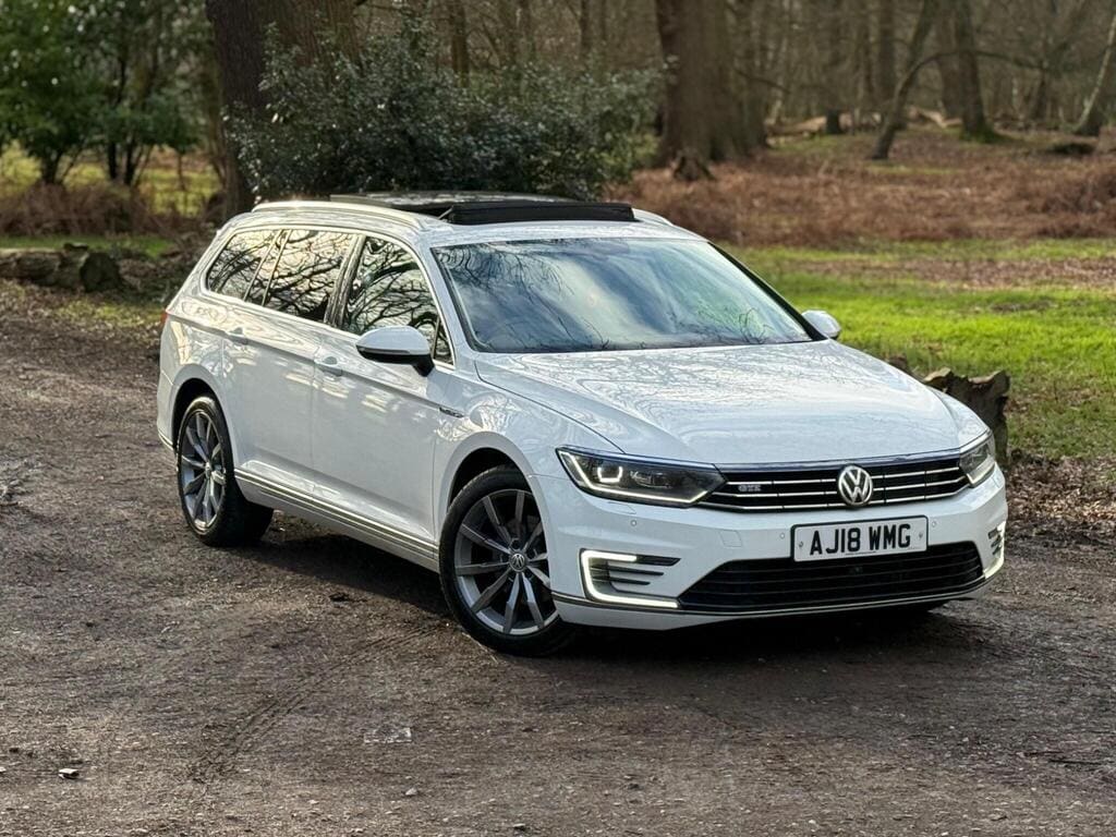 2018 Volkswagen Passat 1.4 TSI GTE Advance DSG — photo 2