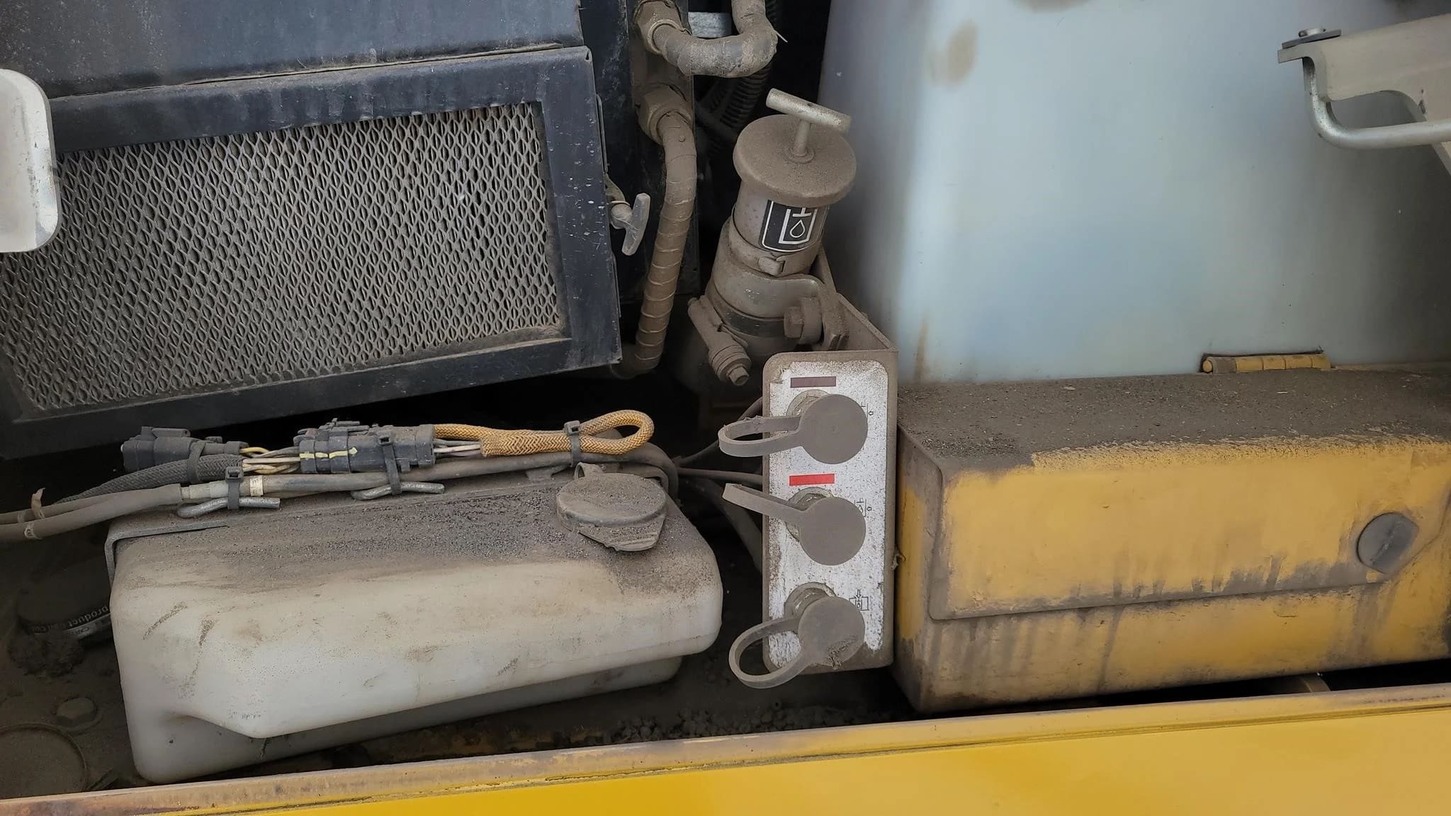 2015 CATERPILLAR D6K2 XL for sale $48,500