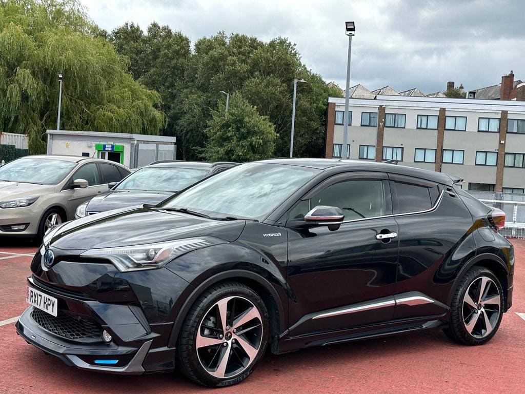 2017 Toyota C-HR 1.8 VVT-h Dynamic SUV 5dr Petrol Hybrid CVT Euro 6