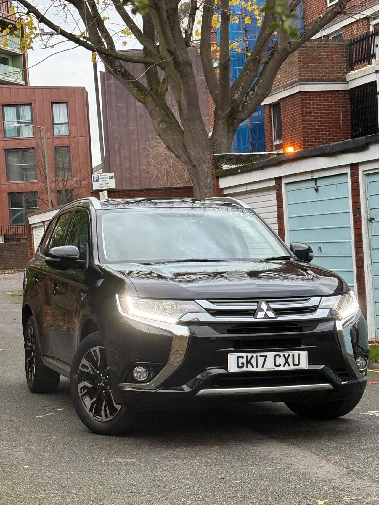 2017 Mitsubishi Outlander 2.0h 12kWh GX4h CVT 4WD — photo 3