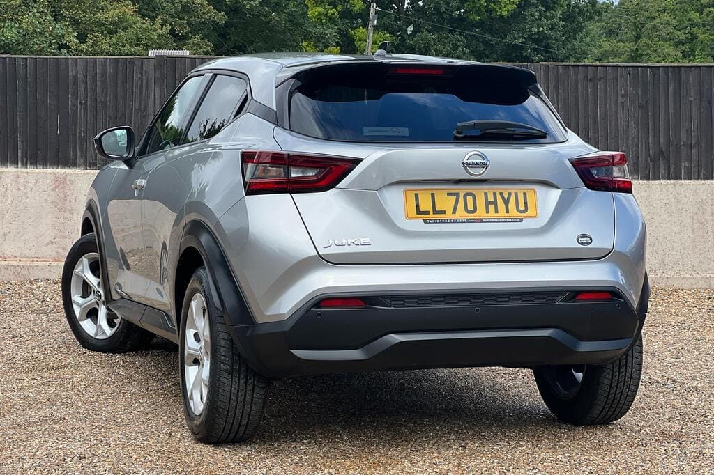 2021 Nissan Juke 1.0 DIG-T N-Connecta DCT Auto Euro 6 — photo 2