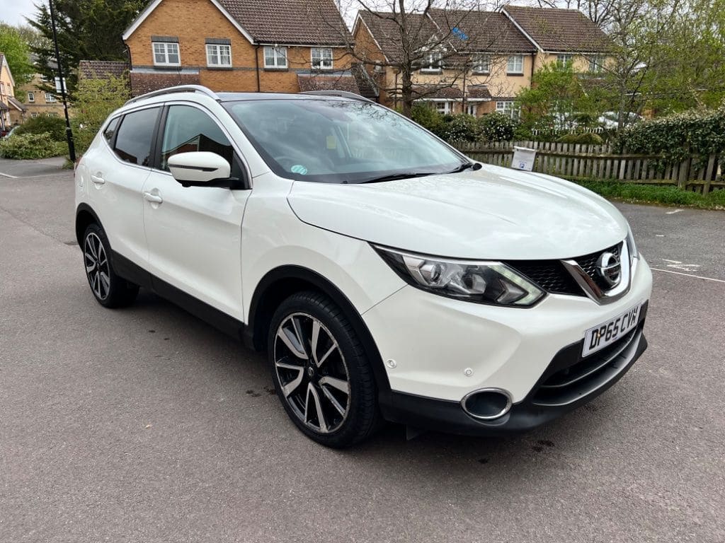 2015 Nissan Qashqai 1.6 dCi Tekna SUV Diesel XTRON 2WD Euro 6