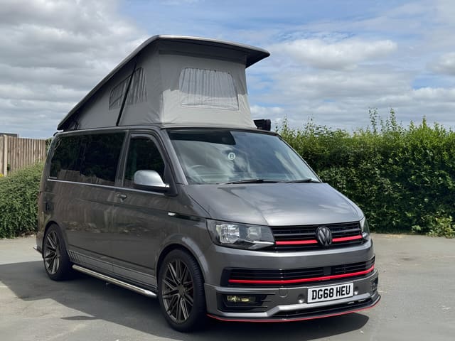 2018 Volkswagen Transporter T6 Campervan