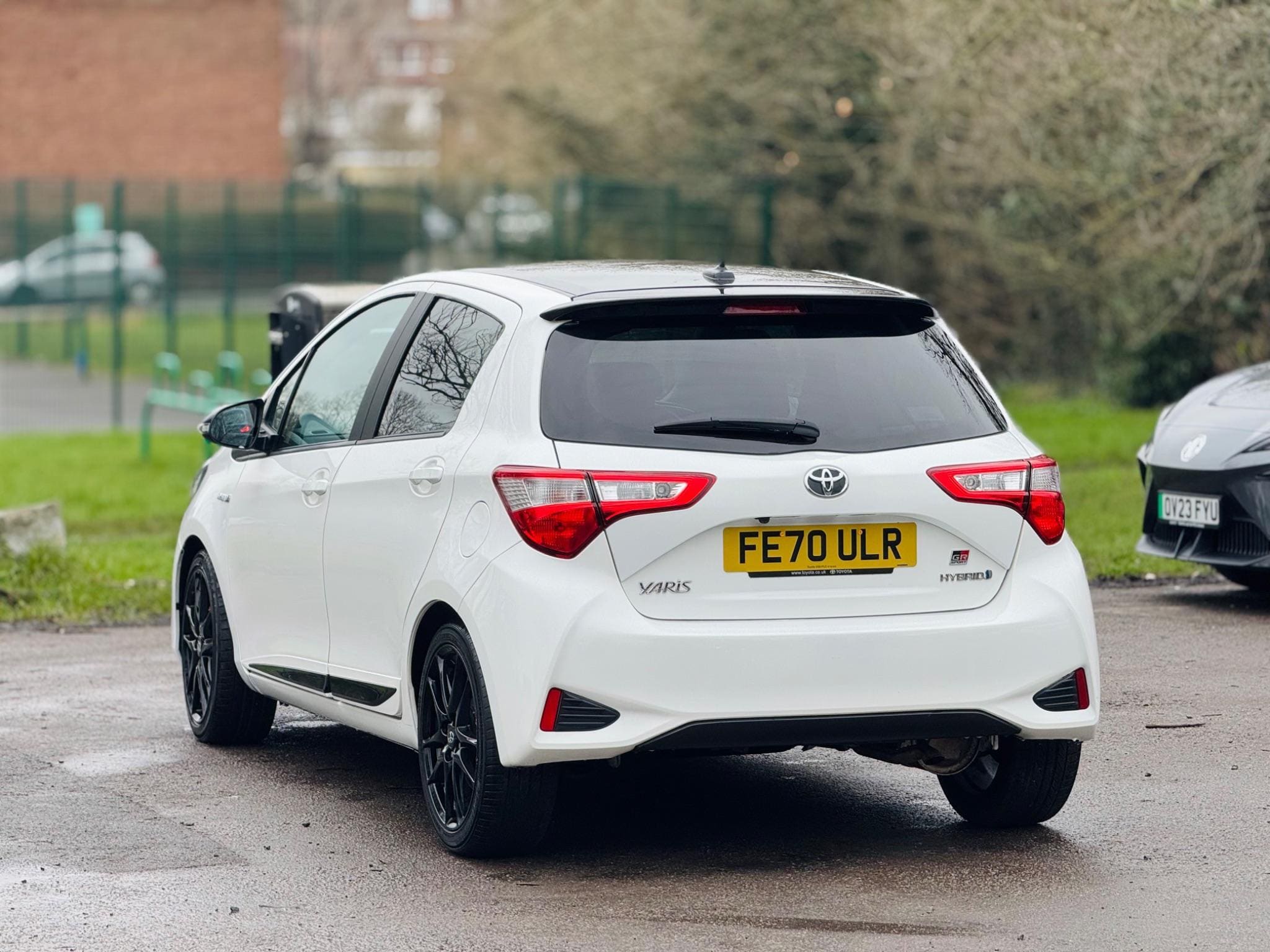 2020 Toyota Yaris 1.5 VVT-h GR SPORT E-CVT Euro 6 — photo 3