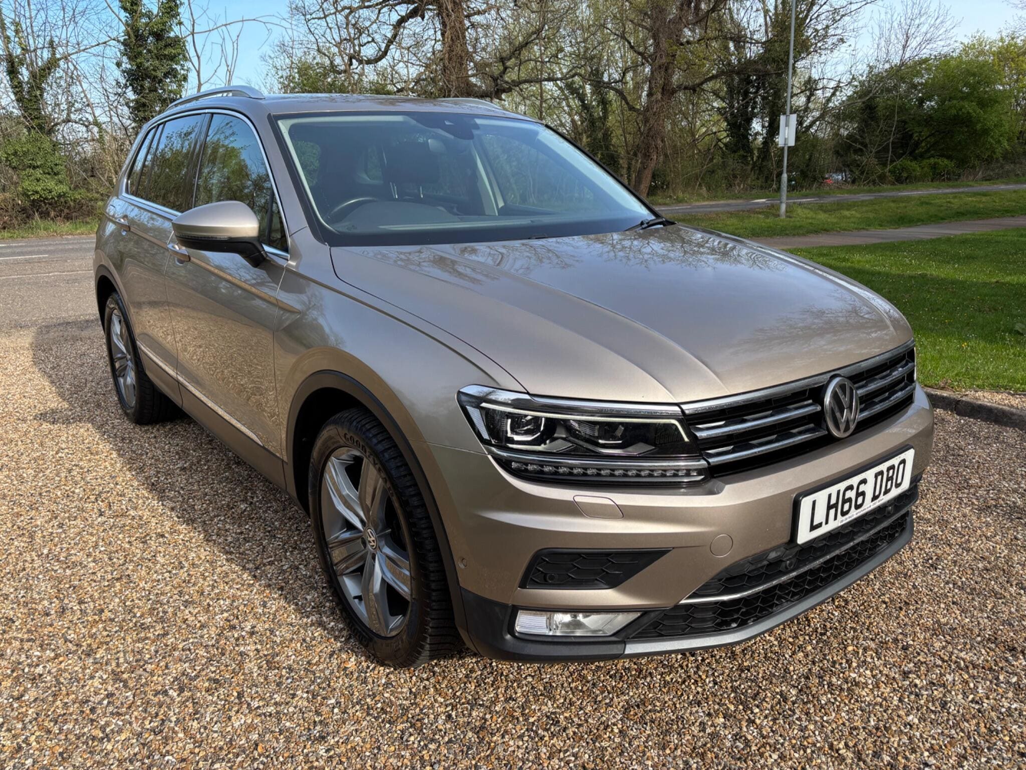 2017 Volkswagen Tiguan 2.0 TDI BlueMotion Tech SEL DSG