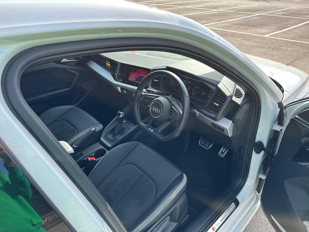 2021 Audi A1 1.5 TFSI 35 Vorsprung Sportback S Tronic — photo 3