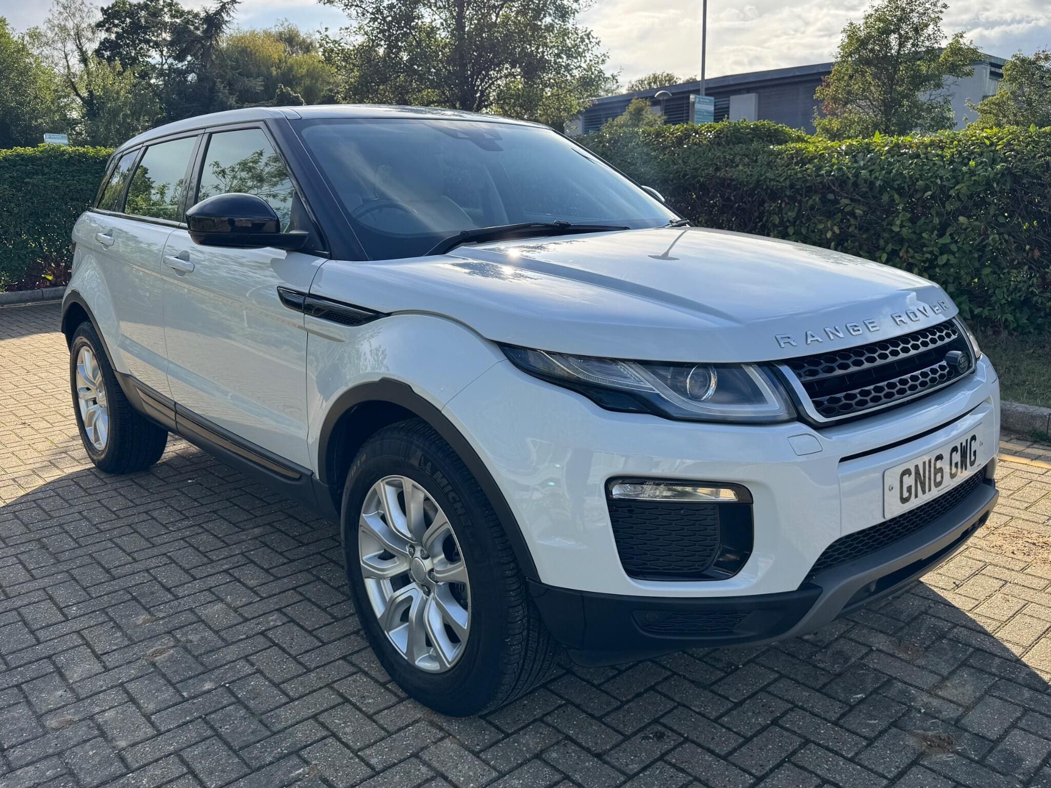 2016 Land Rover Range Rover Evoque 2.0 TD4 SE Tech Auto 4WD Euro 6 ...