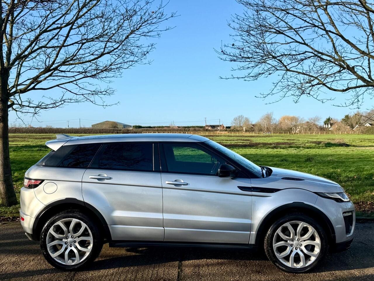 2018 Land Rover Range Rover Evoque 2.0 TD4 HSE Dynamic — photo 3