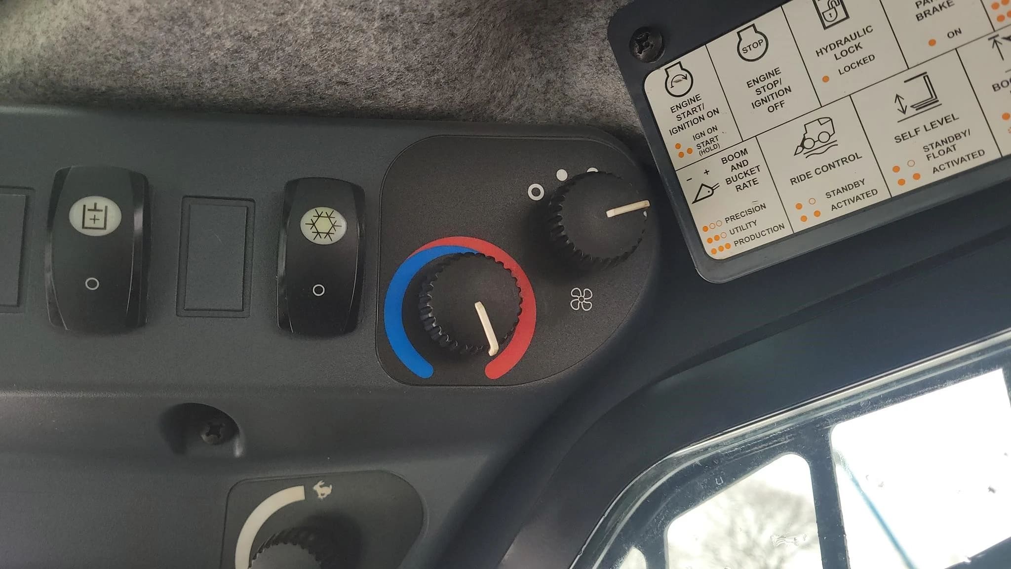 2020 JOHN DEERE 333G for sale $26,800