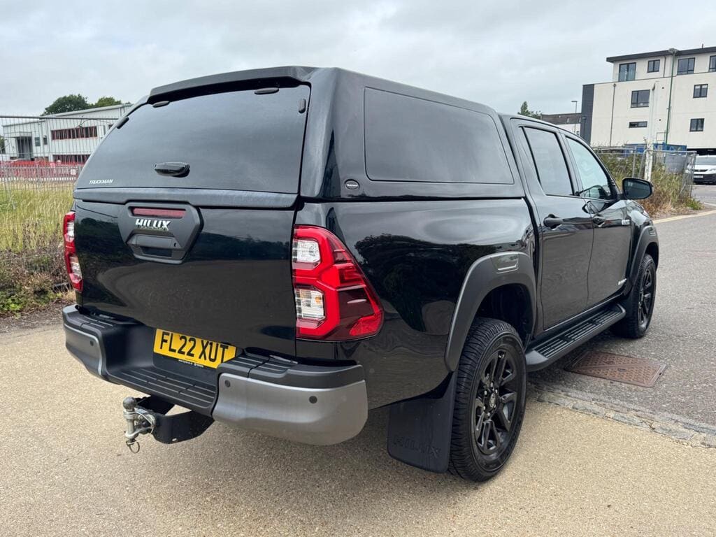 2022 Toyota Hilux 2.8 D-4D Invincible X — photo 2